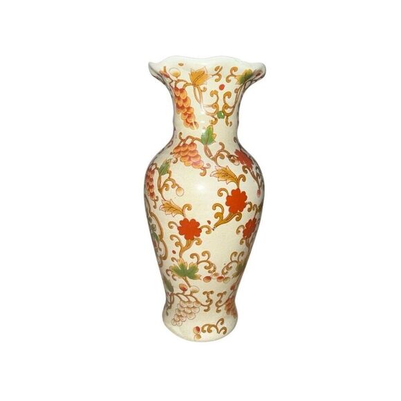 Mid-20th Century Chinese Export Decorative Floral Porcelain Vase - Picture 3 of 11